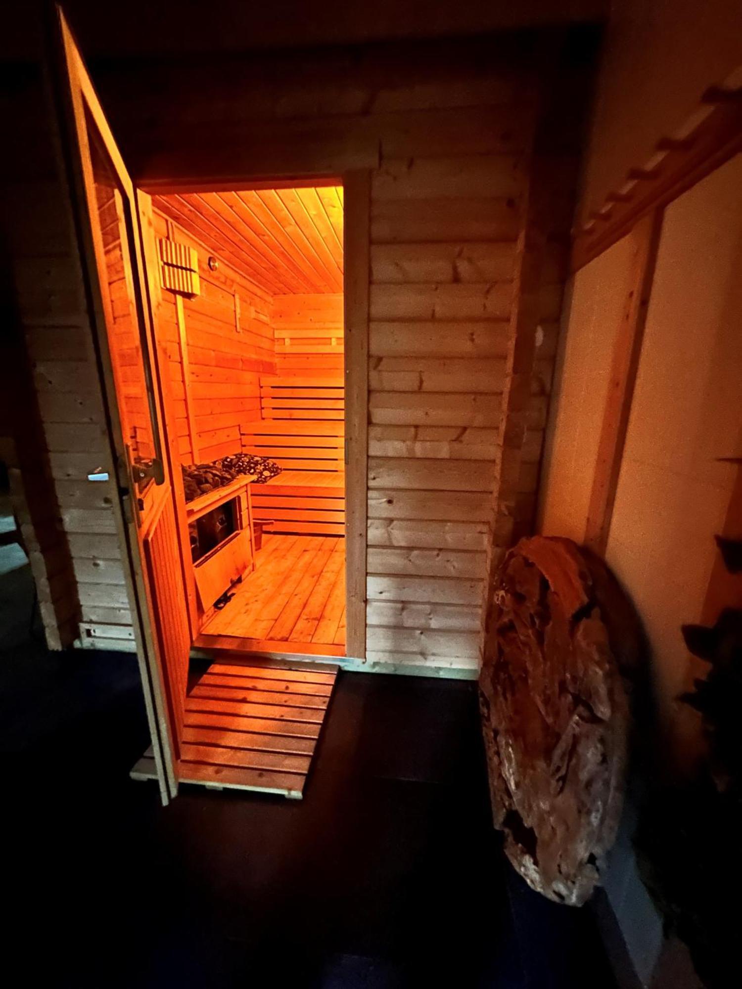 Maroah Spa En Wellness Overnachting Бокстел Екстериор снимка
