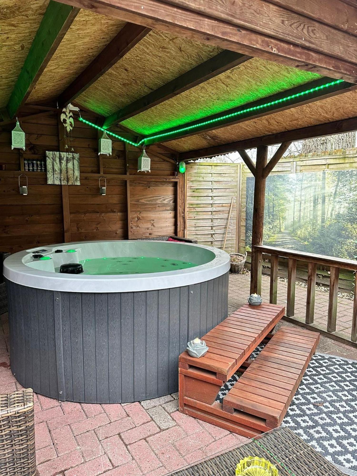 Maroah Spa En Wellness Overnachting Бокстел Екстериор снимка
