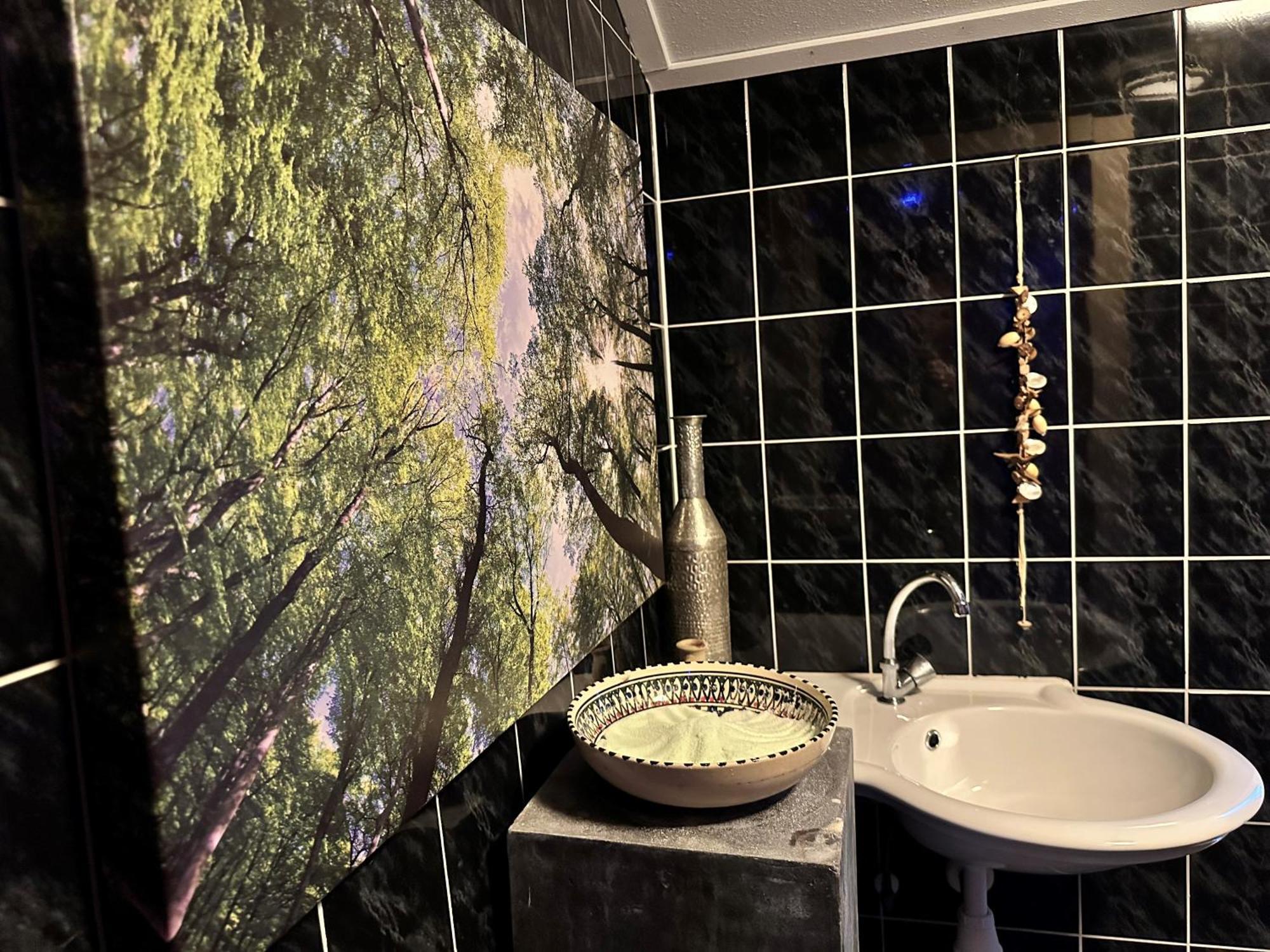 Maroah Spa En Wellness Overnachting Бокстел Екстериор снимка